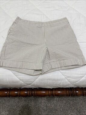 Jones New York Beige and White Striped Women’s Shorts